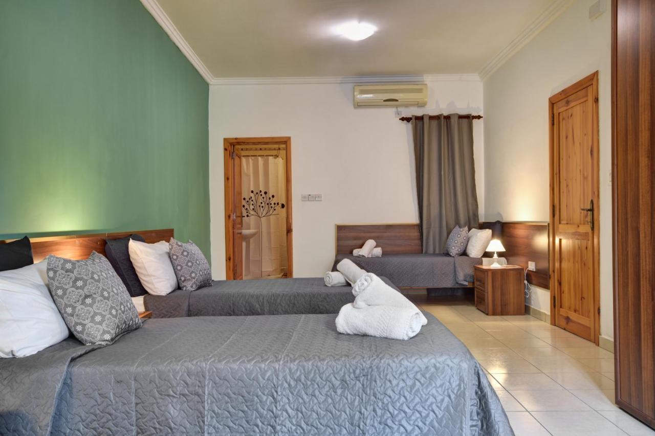 Morina Court - St Julians Seaside Bliss Apartments And Penthouse By Shortletsmalta Saint Julian's 外观 照片