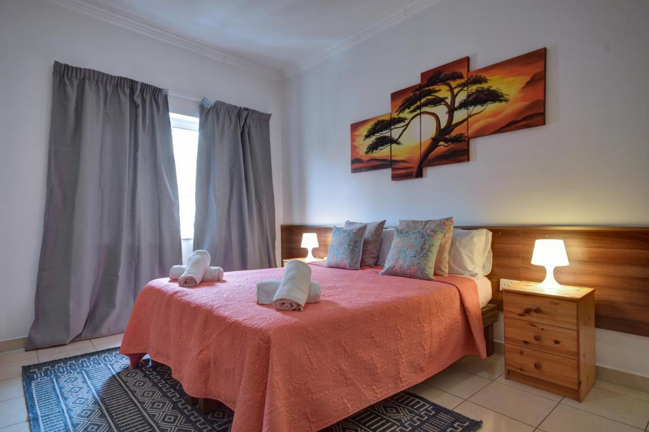 Morina Court - St Julians Seaside Bliss Apartments And Penthouse By Shortletsmalta Saint Julian's 外观 照片