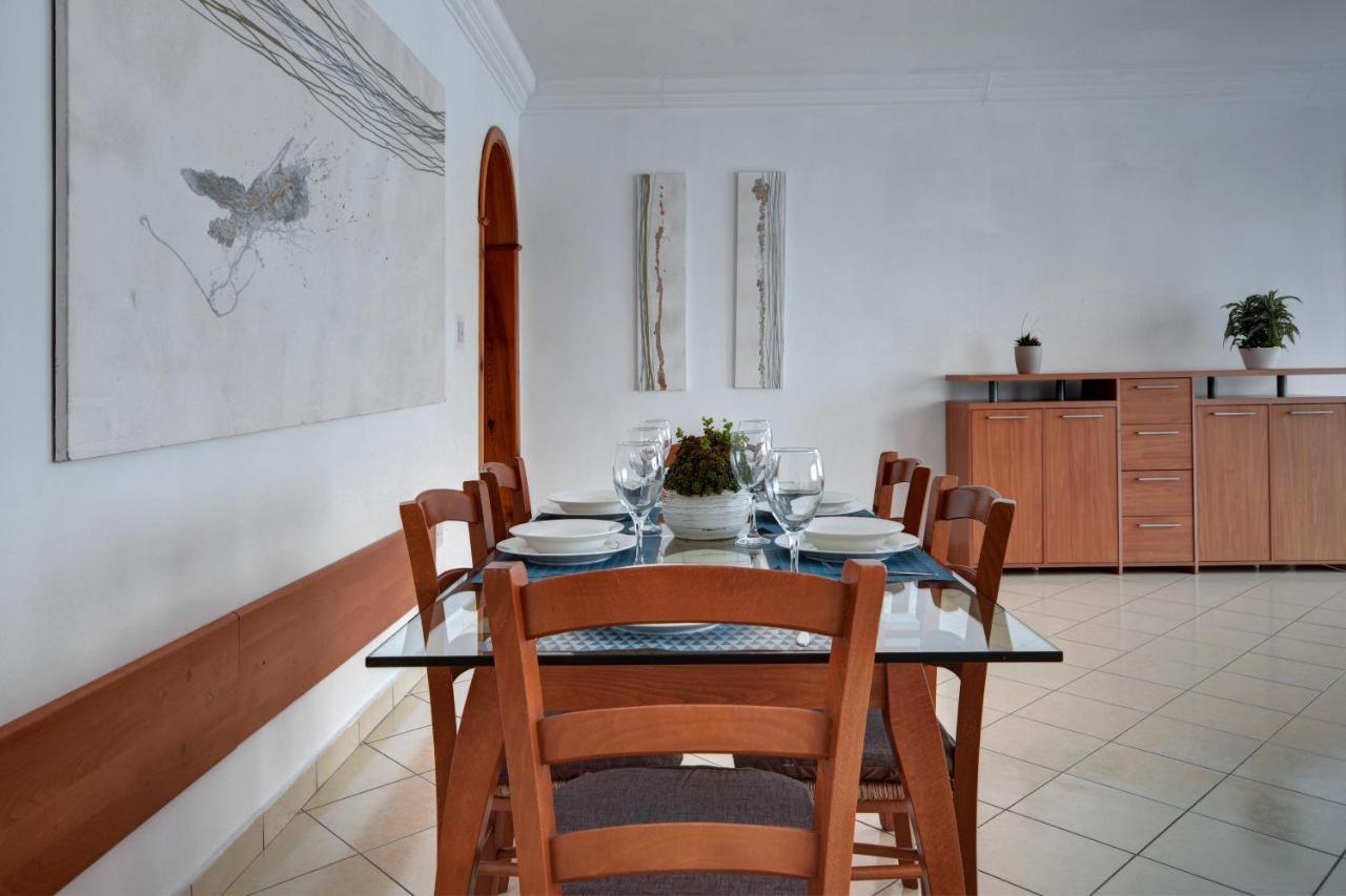 Morina Court - St Julians Seaside Bliss Apartments And Penthouse By Shortletsmalta Saint Julian's 外观 照片